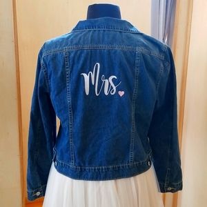 Mrs. Embroidered jean jacket